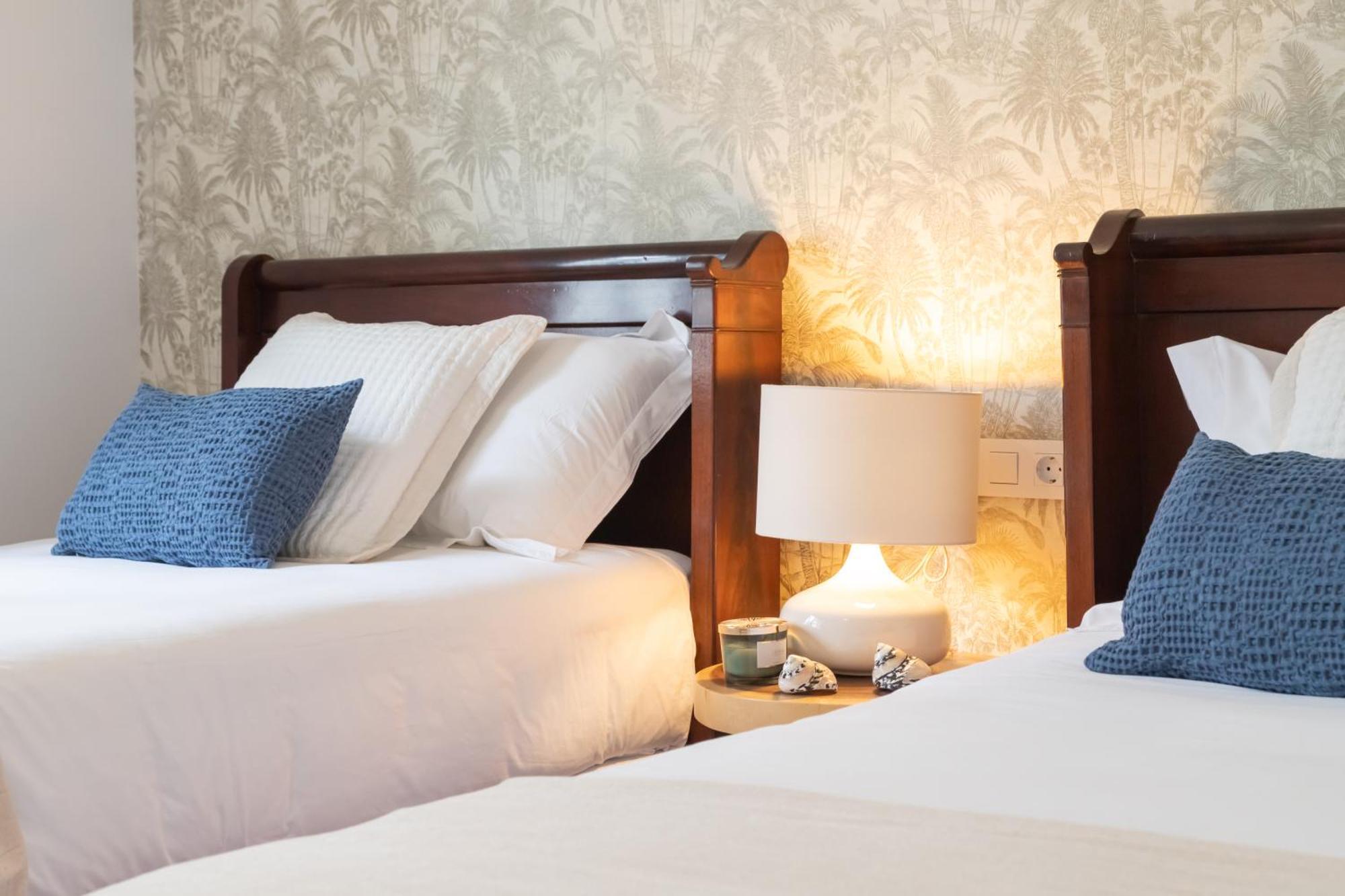 Aurora Boutique House - Only Adults Bed & Breakfast Marbella Bagian luar foto