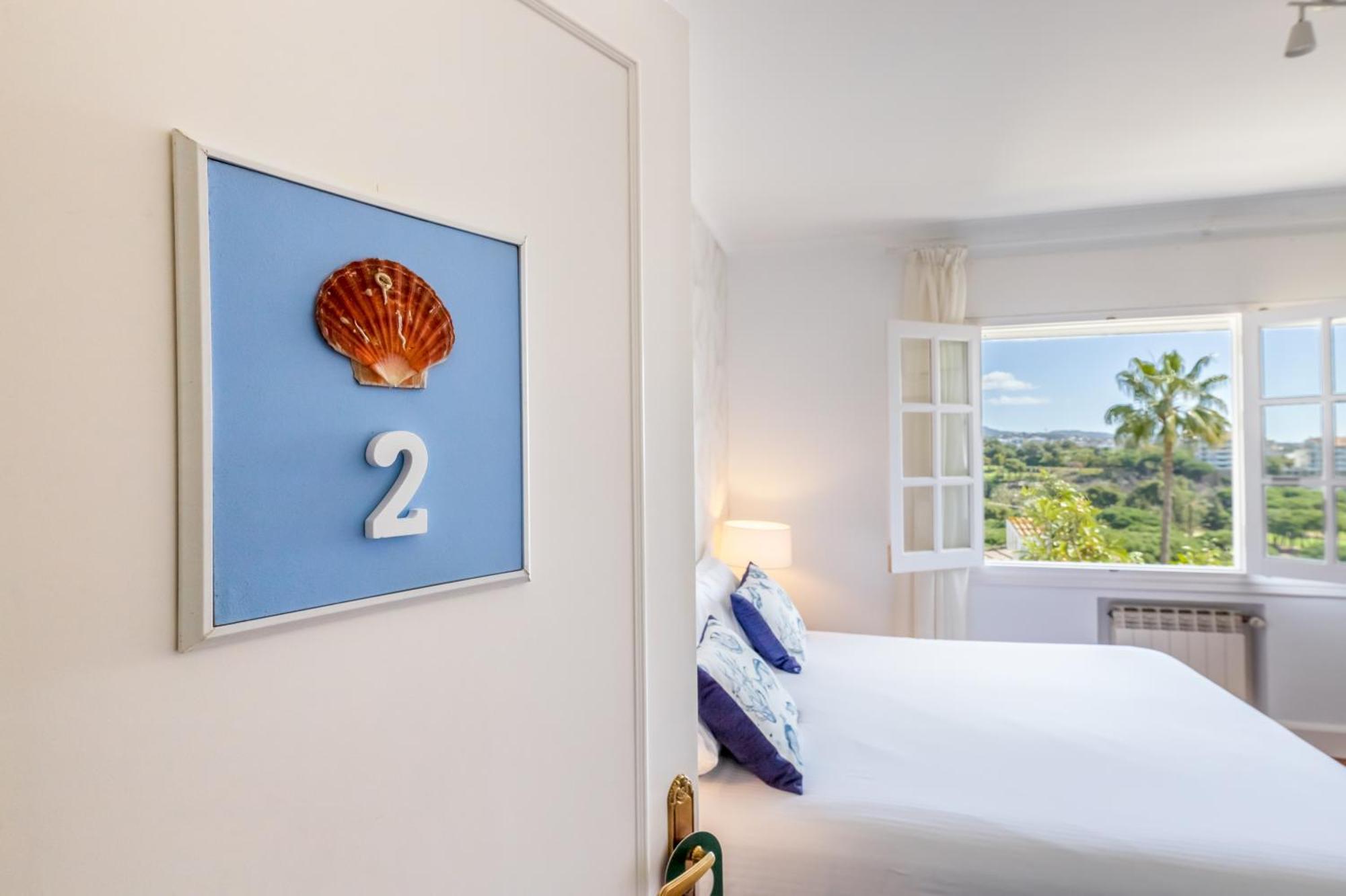 Aurora Boutique House - Only Adults Bed & Breakfast Marbella Bagian luar foto