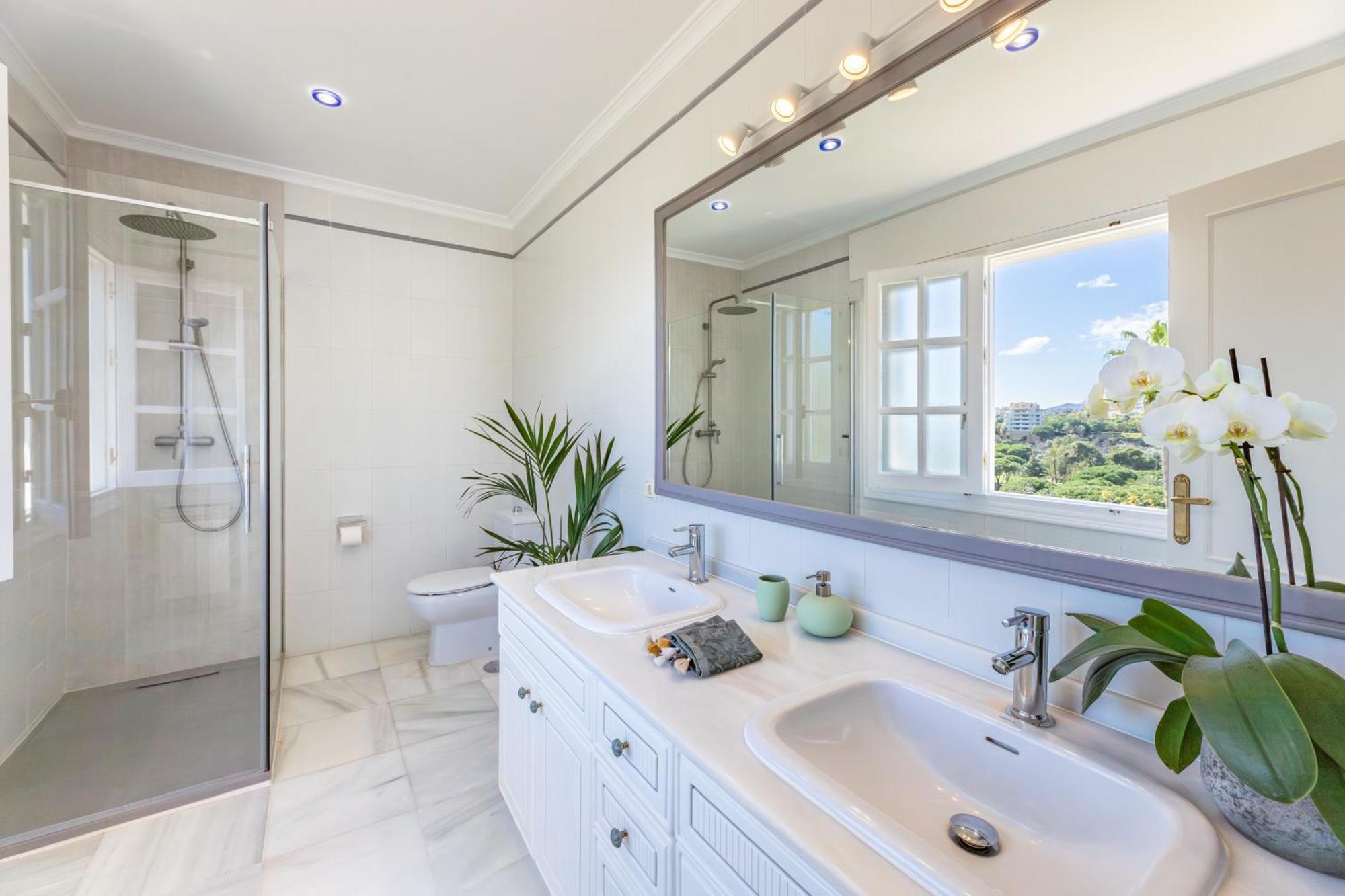 Aurora Boutique House - Only Adults Bed & Breakfast Marbella Bagian luar foto