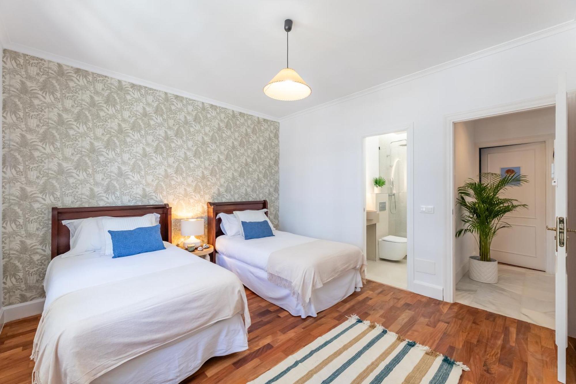 Aurora Boutique House - Only Adults Bed & Breakfast Marbella Bagian luar foto