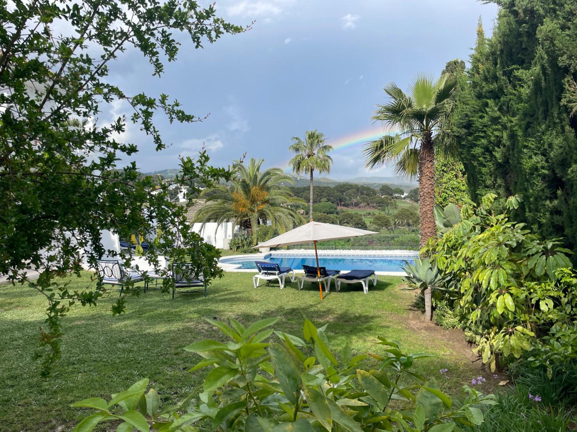 Aurora Boutique House - Only Adults Bed & Breakfast Marbella Bagian luar foto